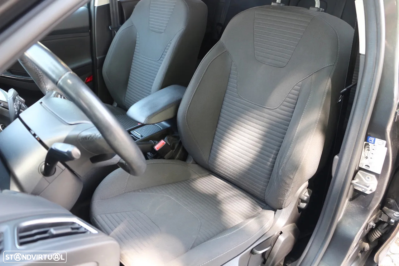 Ford Focus 1.0 SCTi Titanium - 13