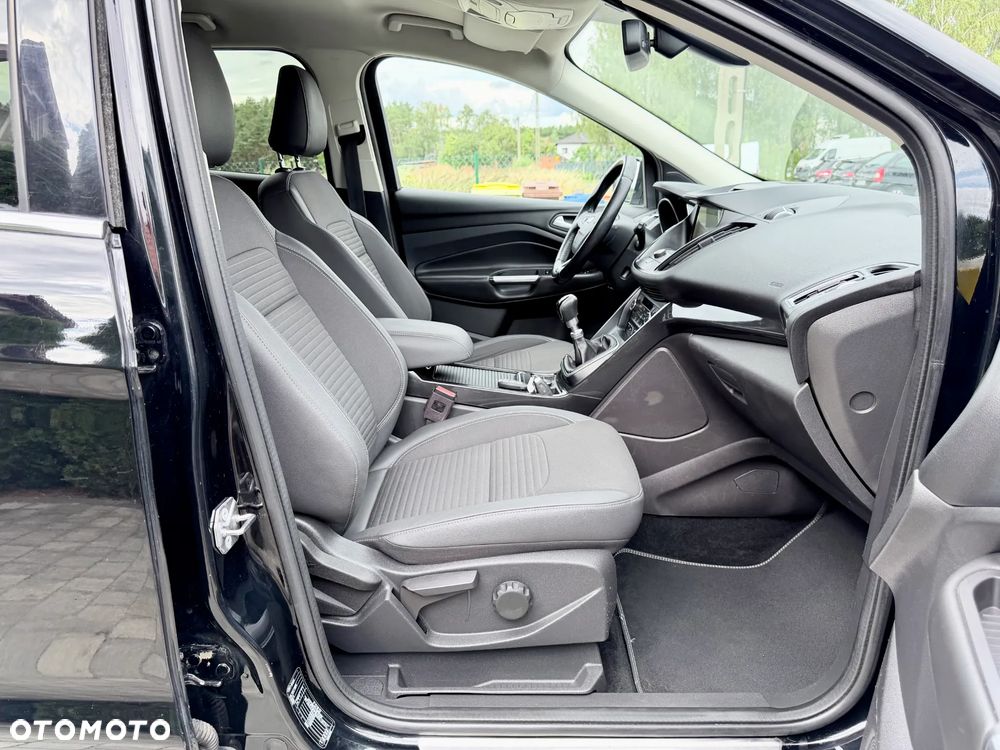 Ford Kuga 2.0 TDCi AWD Titanium - 20