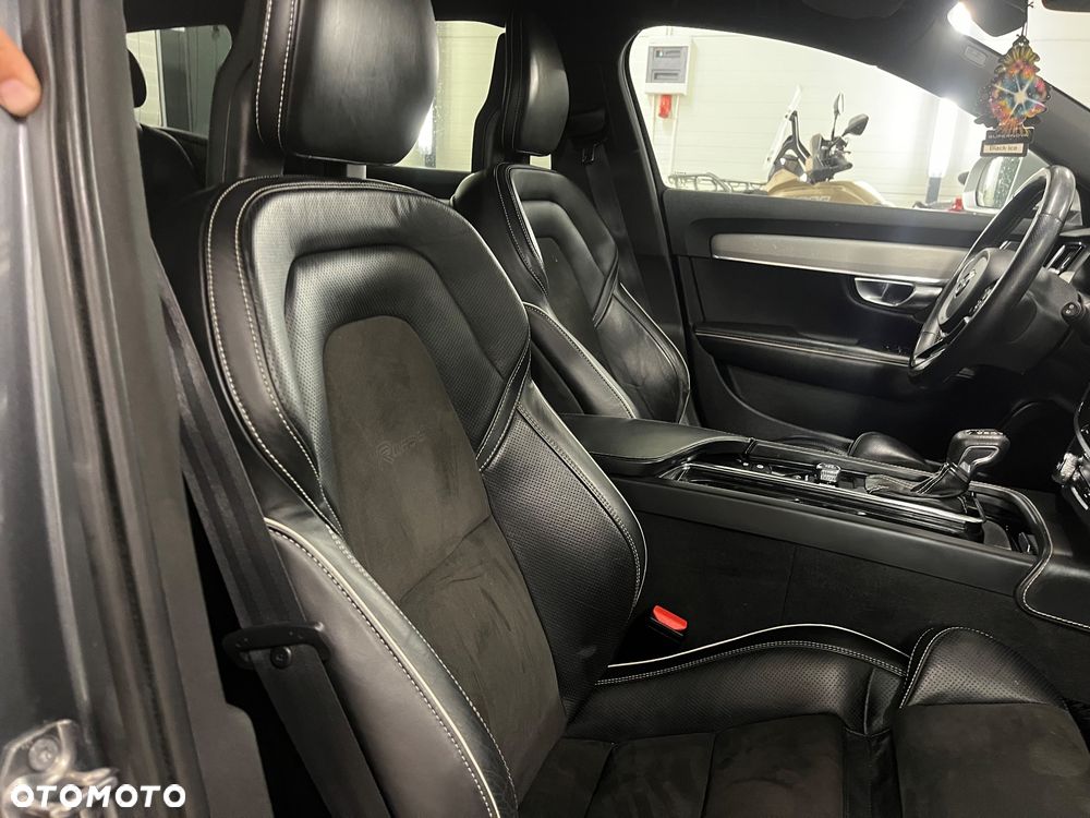 Volvo V90 D3 Geartronic R Design - 28