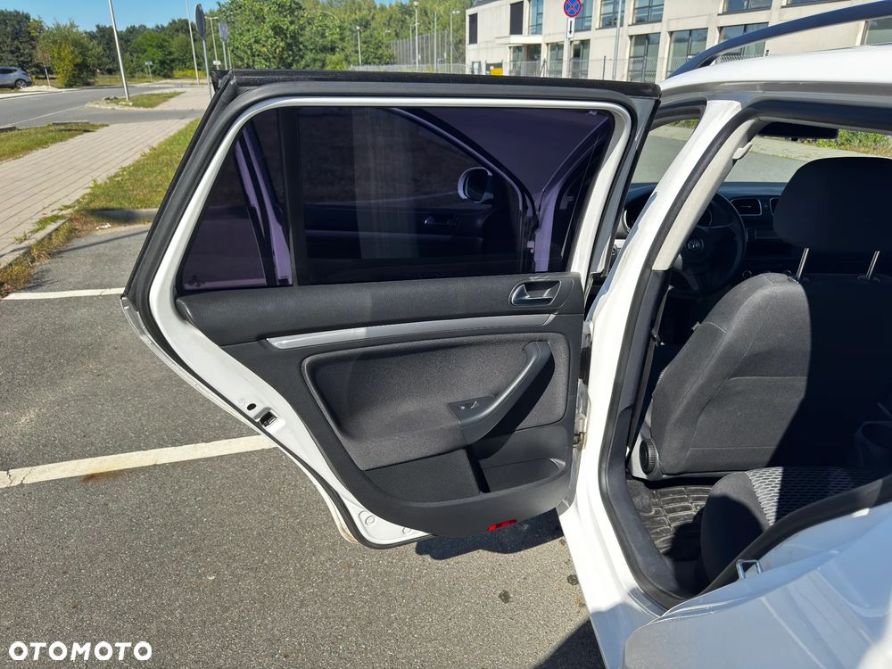 Volkswagen Golf 1.6 TDI Comfortline - 18