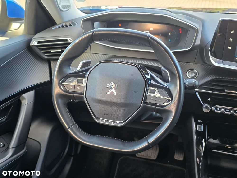 Peugeot 2008 1.2 PureTech Allure S&S EAT8 - 26