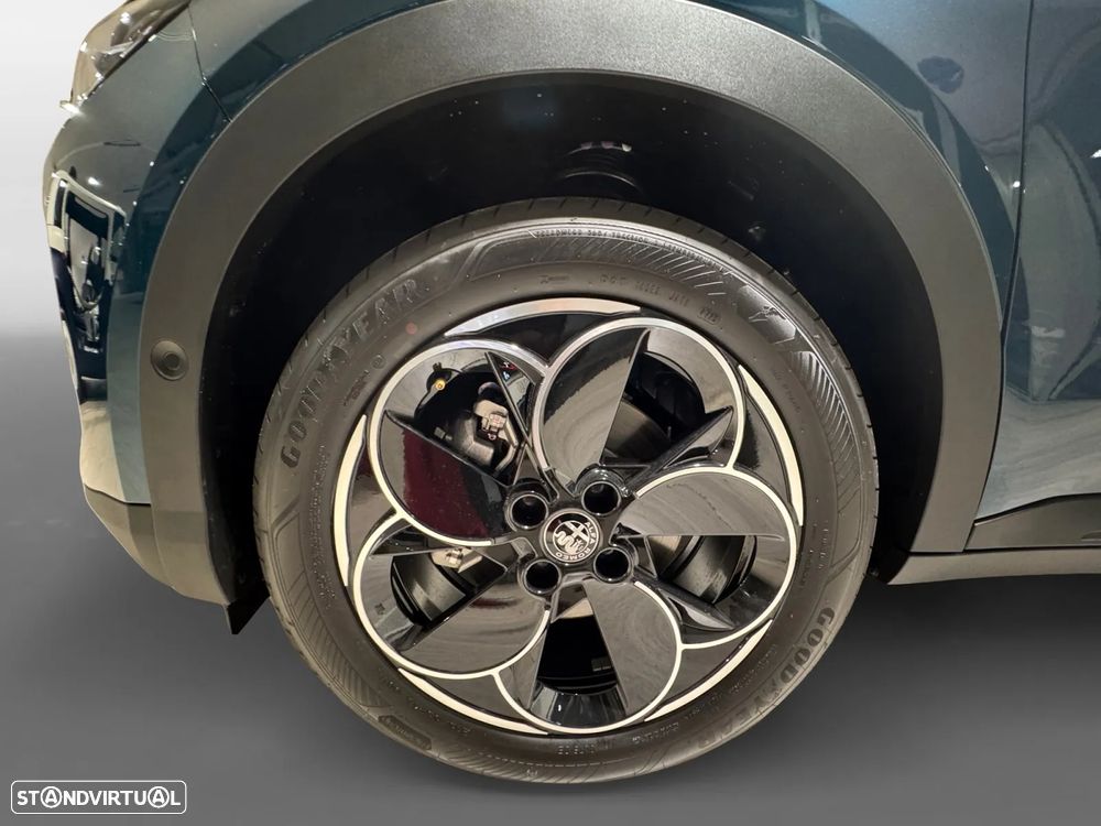 Alfa Romeo Junior 1.2 Sprint eDCT6 - 9