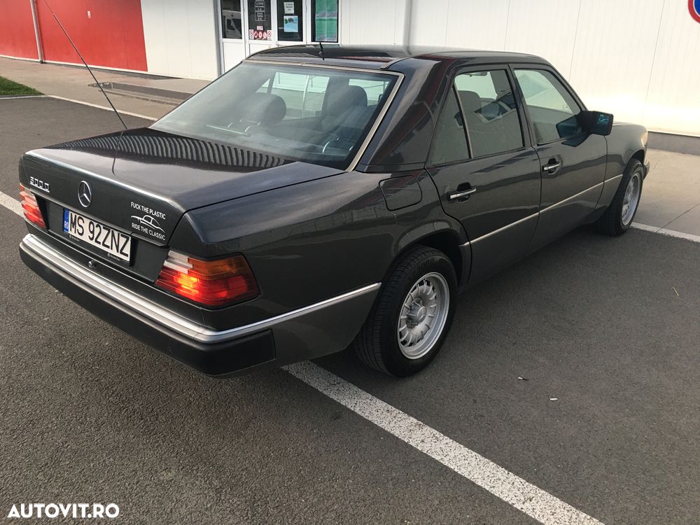 Mercedes-Benz W124 - 5