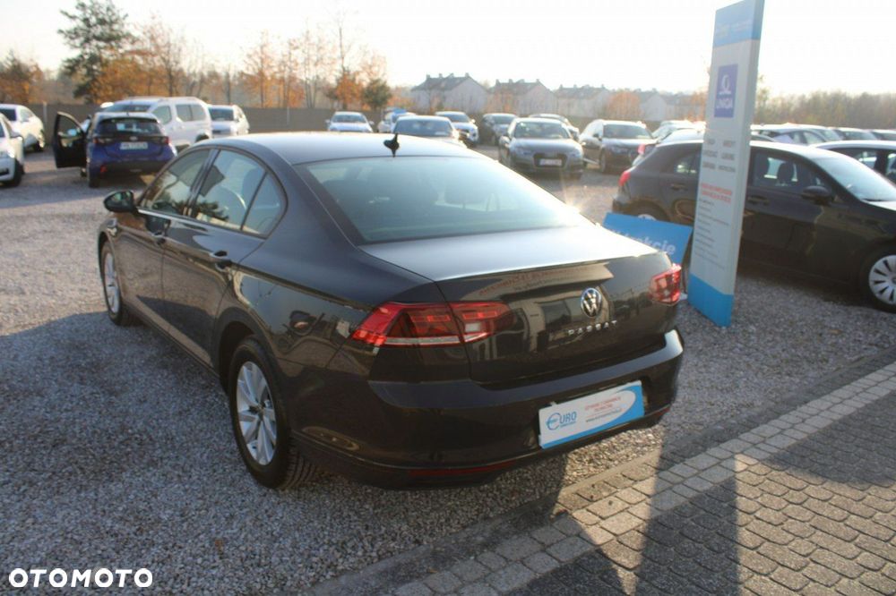 Volkswagen Passat 1.5 TSI EVO Essence - 8