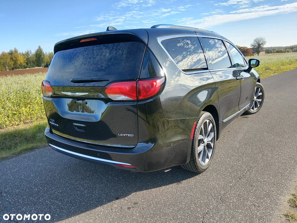 Chrysler Pacifica 2018 photo 5