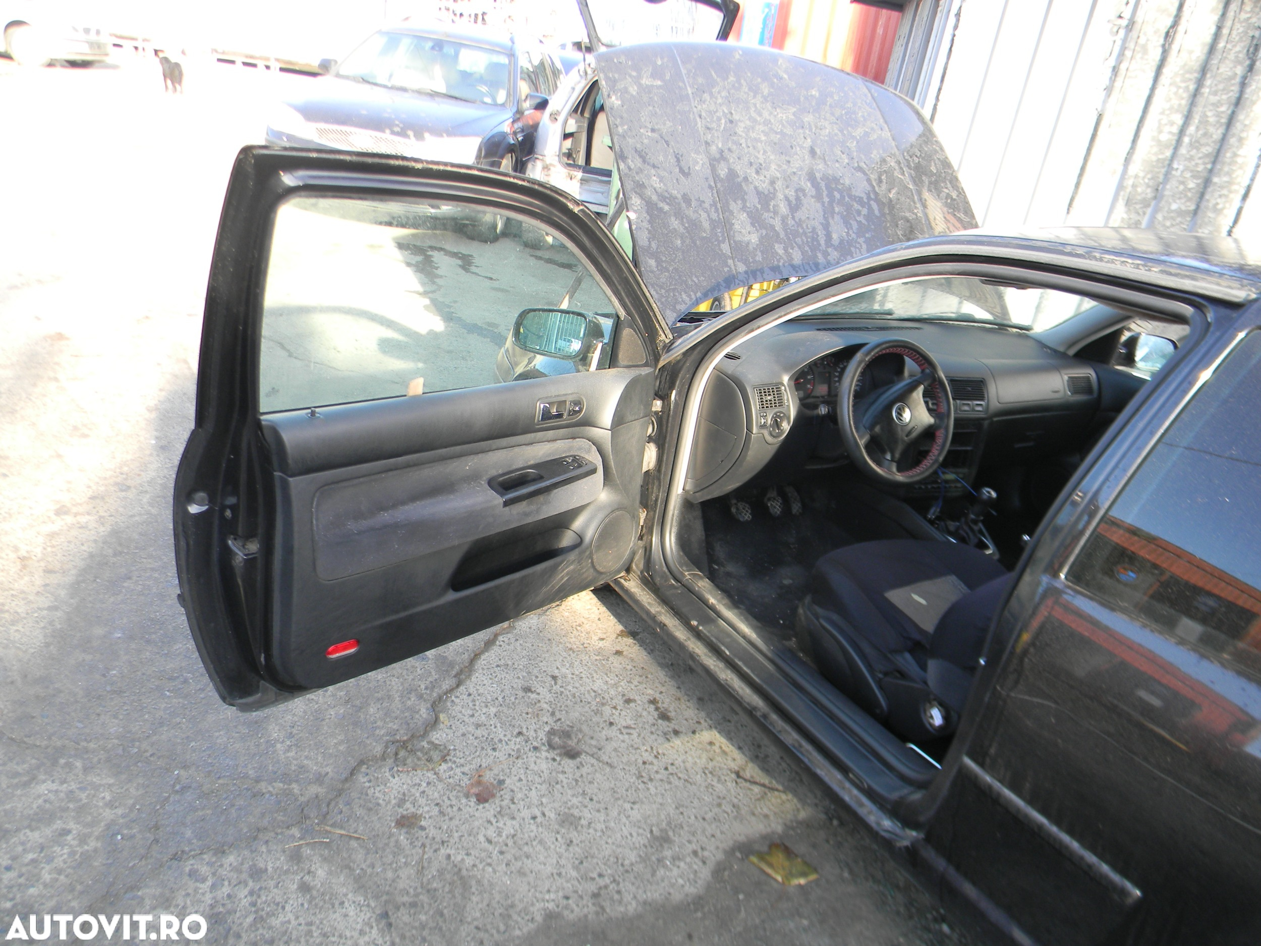 Dezmembrari  VW GOLF 4  1997  > 2006 1.6 16V Benzina - 7