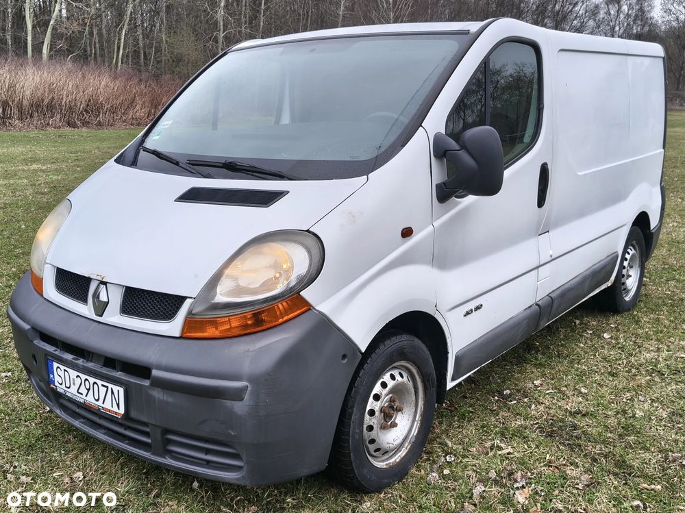 Renault TRAFIC - 1
