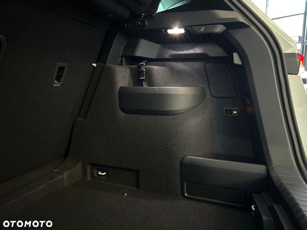 Skoda Karoq 1.5 TSI ACT Sportline DSG - 19