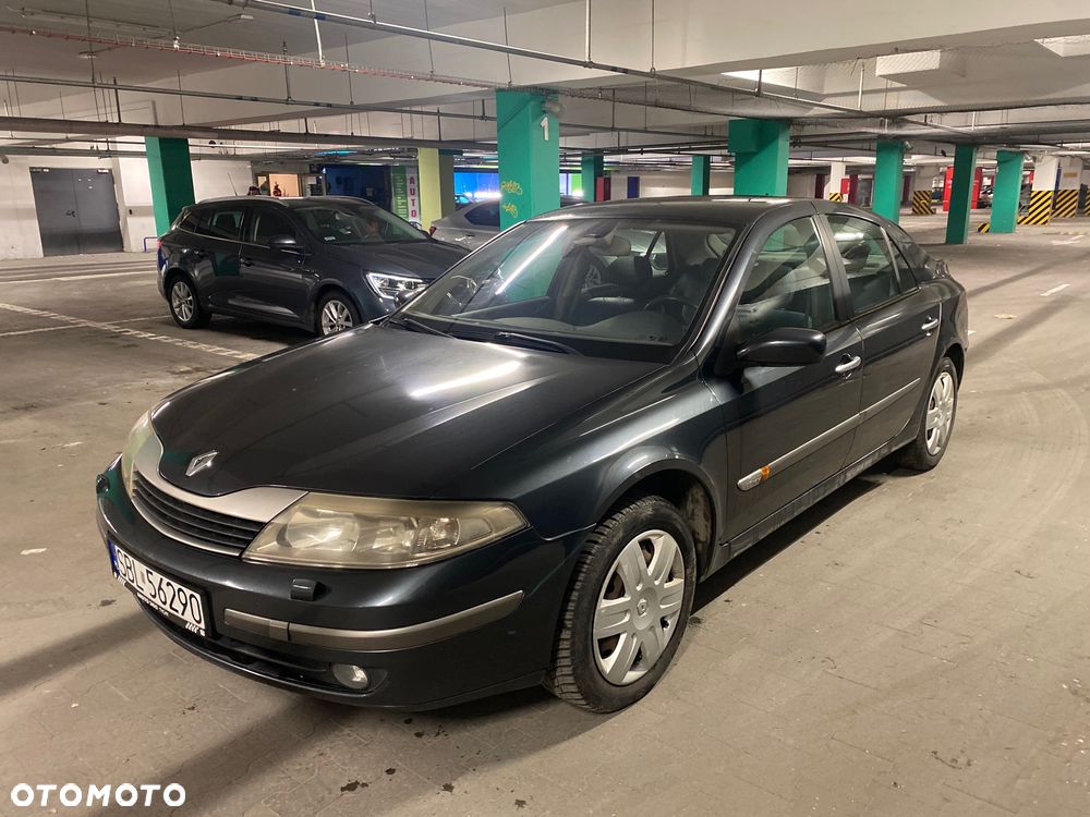 Renault Laguna 1.8 Initiale - 9