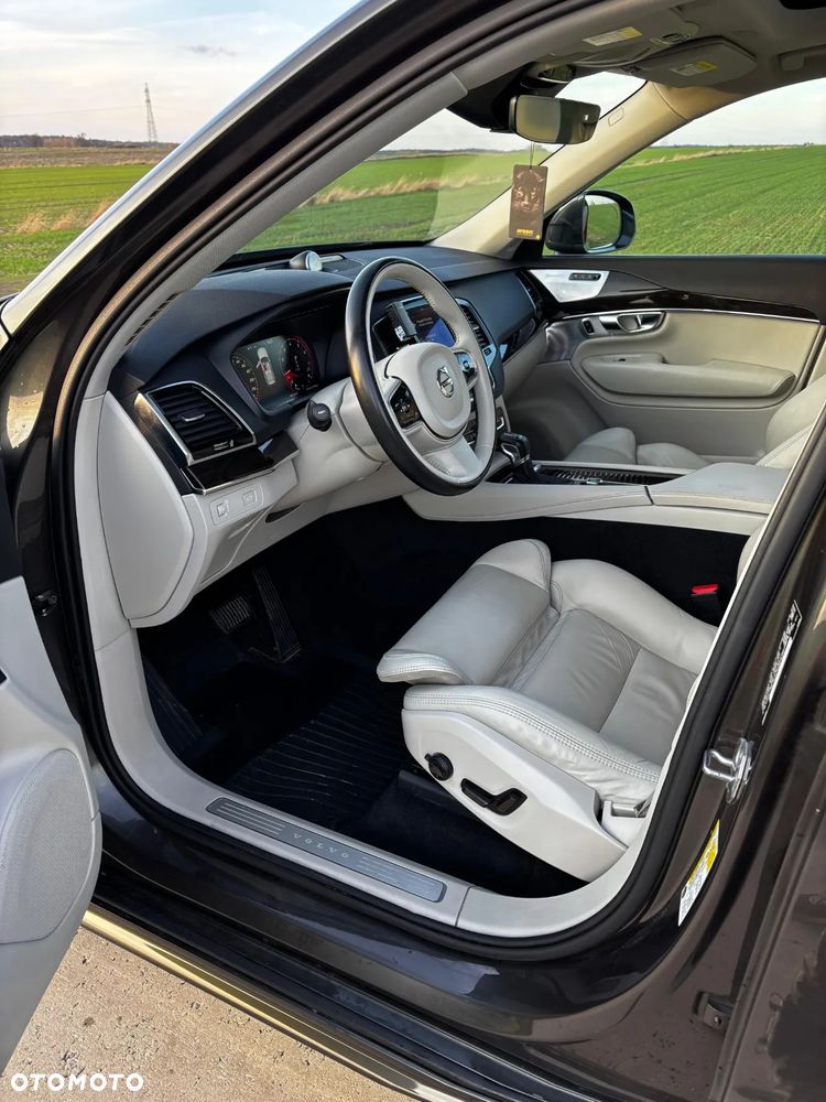 Volvo XC 90 T6 AWD Momentum 7os - 19