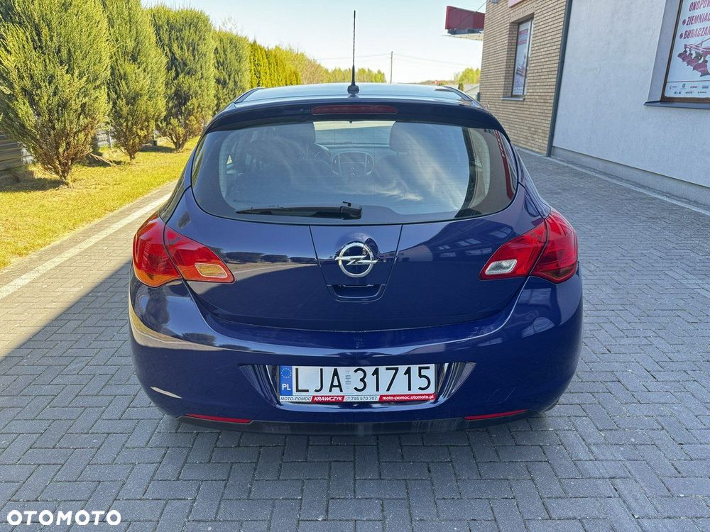 Opel Astra 1.4 Selection - 8