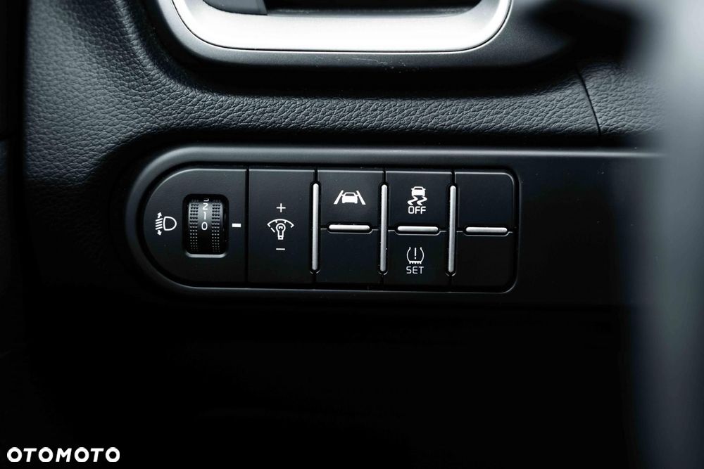 Kia XCeed 1.5 T-GDI M - 20