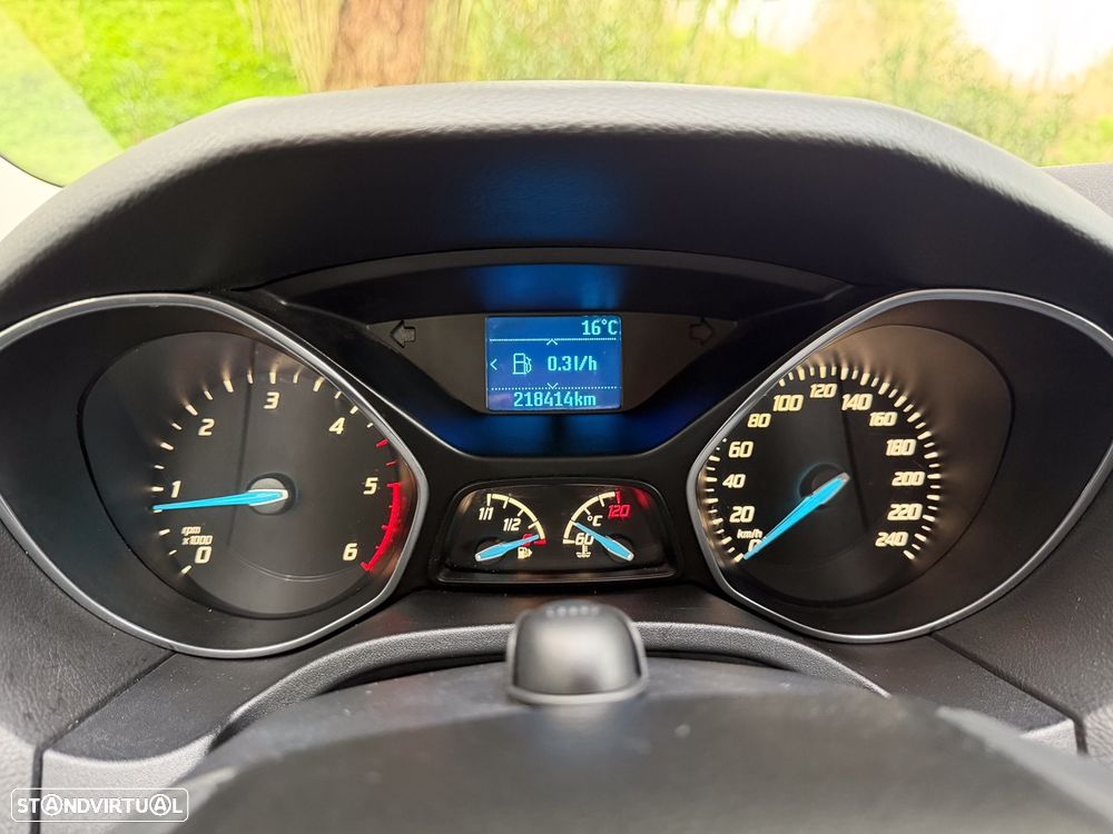 Ford Focus SW 1.6 TDCi Titanium Best - 30