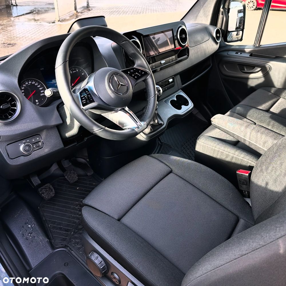 Mercedes-Benz Sprinter 315 CDI Furgon PRO Długi - 2