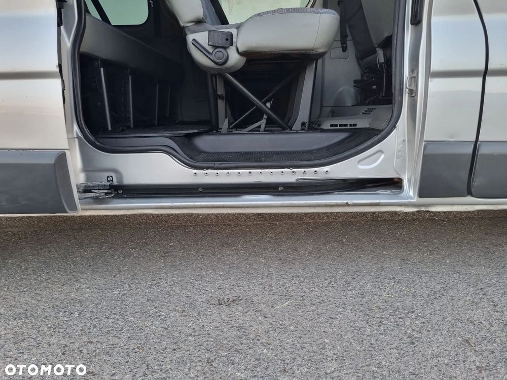 Renault Trafic L2H1 - 12