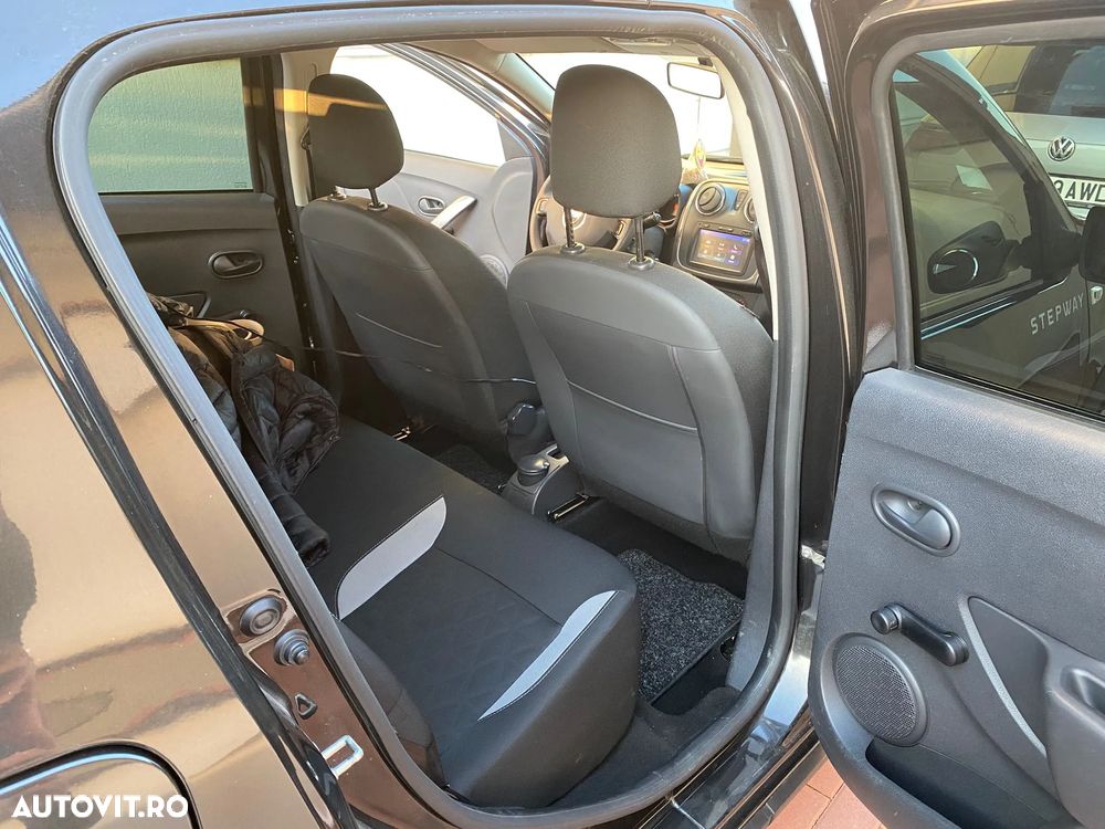 Dacia Sandero - 7