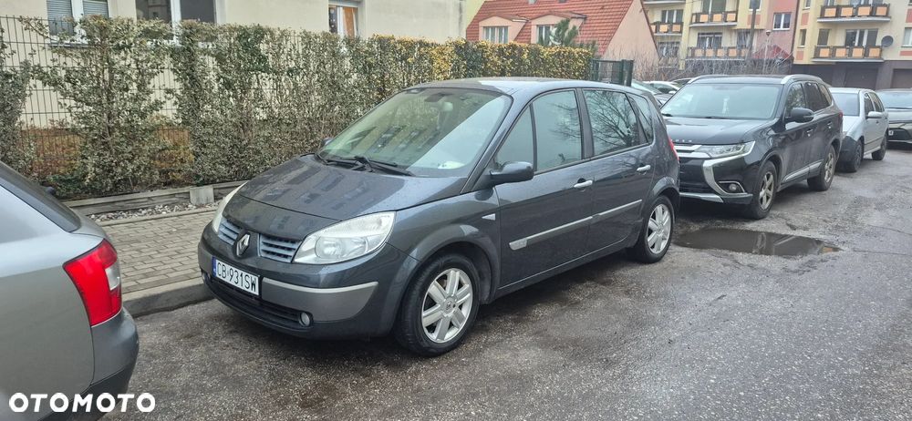 Renault Scenic - 1