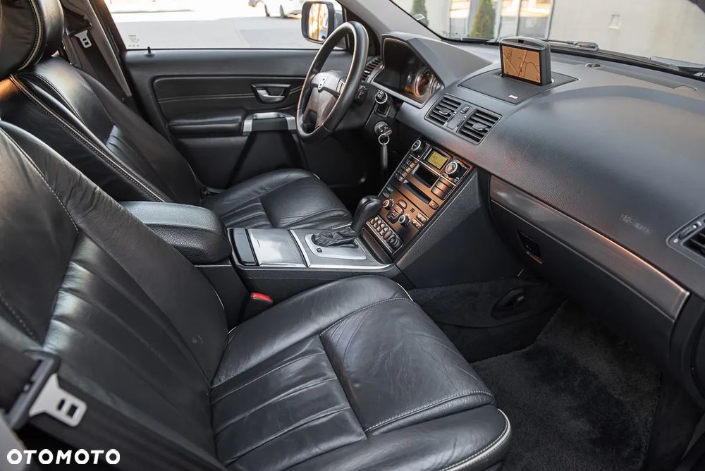 Volvo XC 90 D5 Executive - 31