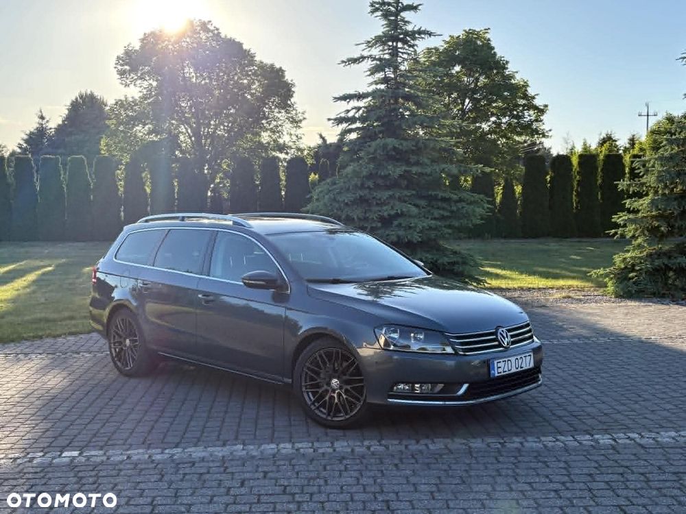 Volkswagen Passat - 10