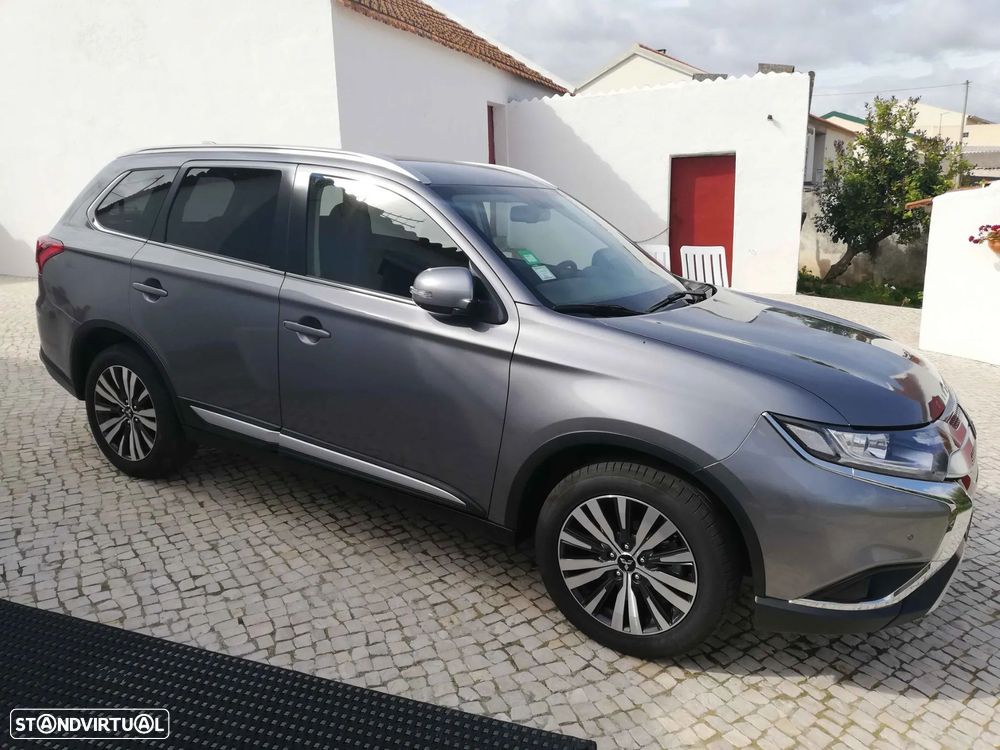 Mitsubishi Outlander 2.0 Kaiteki CVT - 2