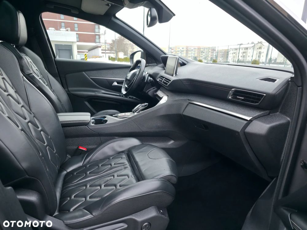 Peugeot 3008 1.5 BlueHDi GT S&S EAT8 - 26
