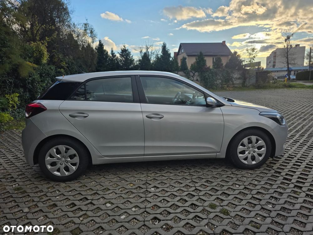 Hyundai i20 1.1 CRDi - 1