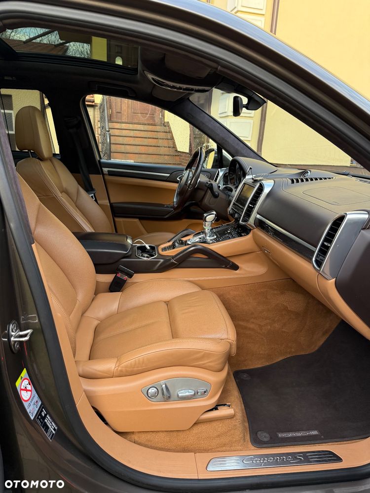 Porsche Cayenne S Diesel - 34