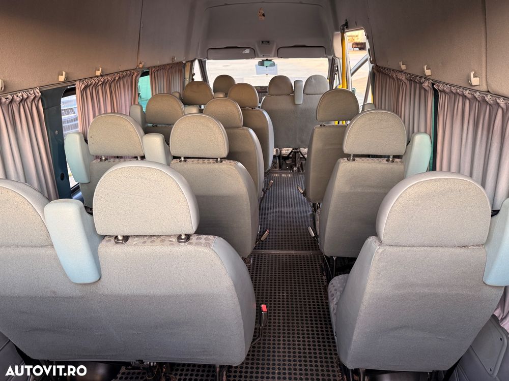 Ford Transit - 6