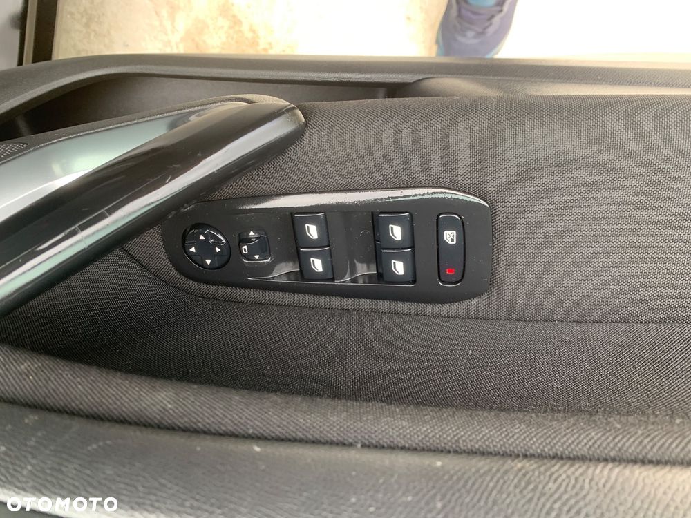 Peugeot 308 - 22