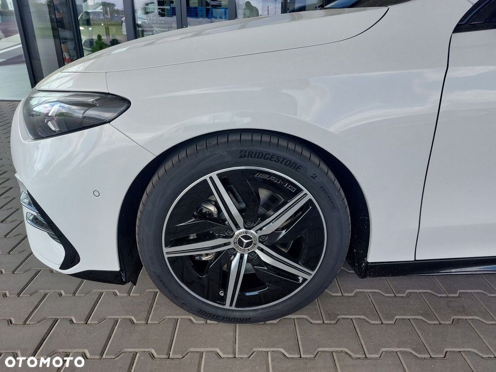 Mercedes-Benz CLA - 5