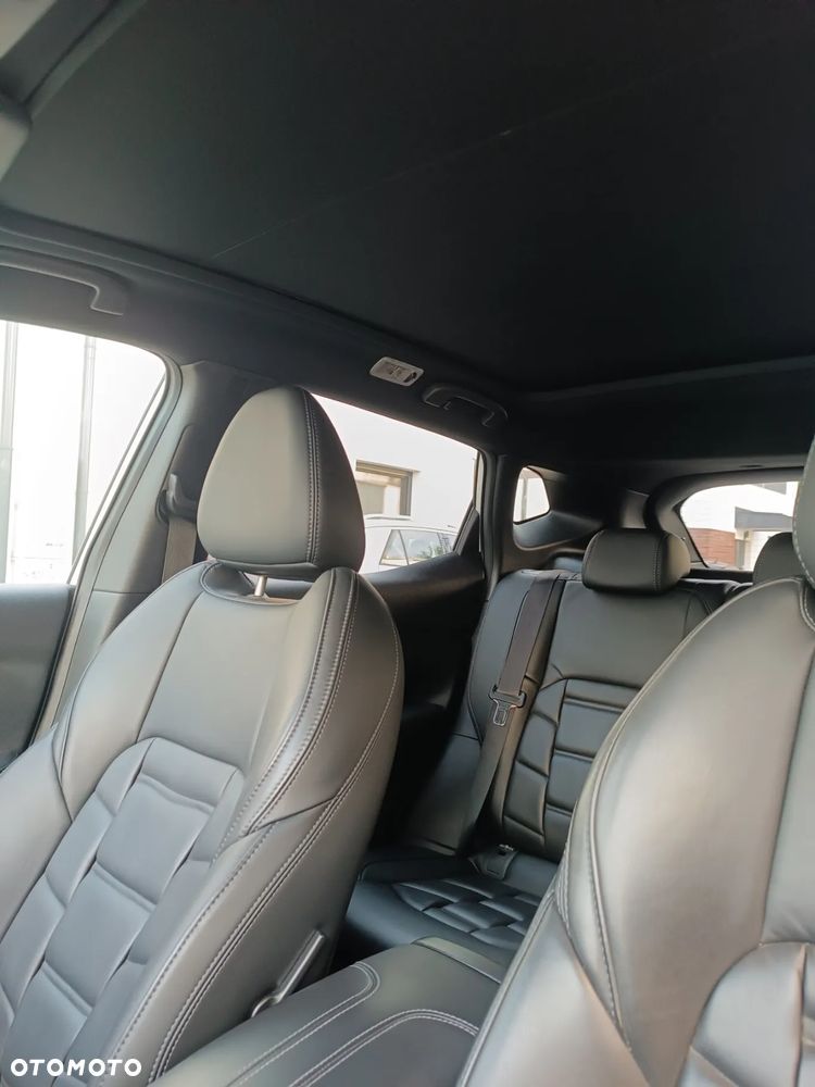 Nissan Qashqai 1.6 DCi TEKNA+ - 37