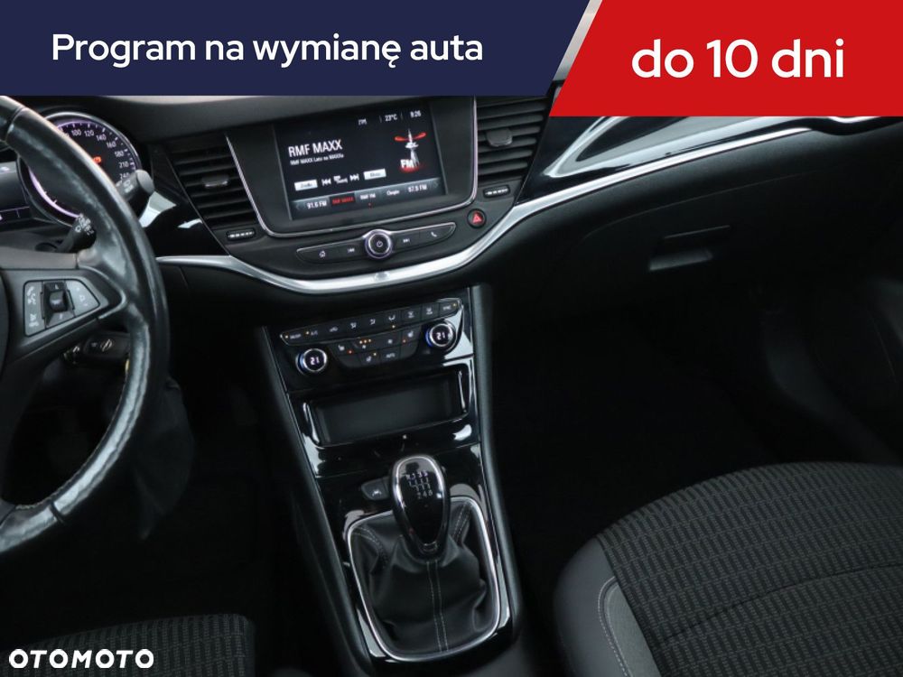 Opel Astra - 10