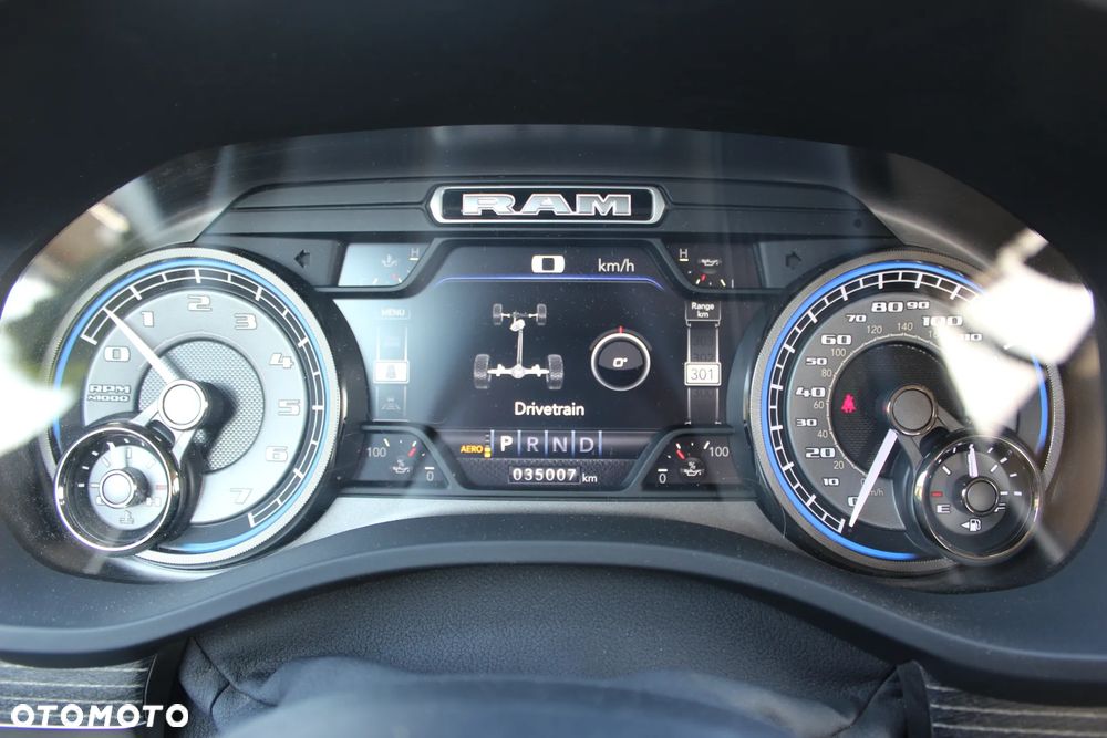 RAM 1500 5.7 Crew Cab Limited - 21