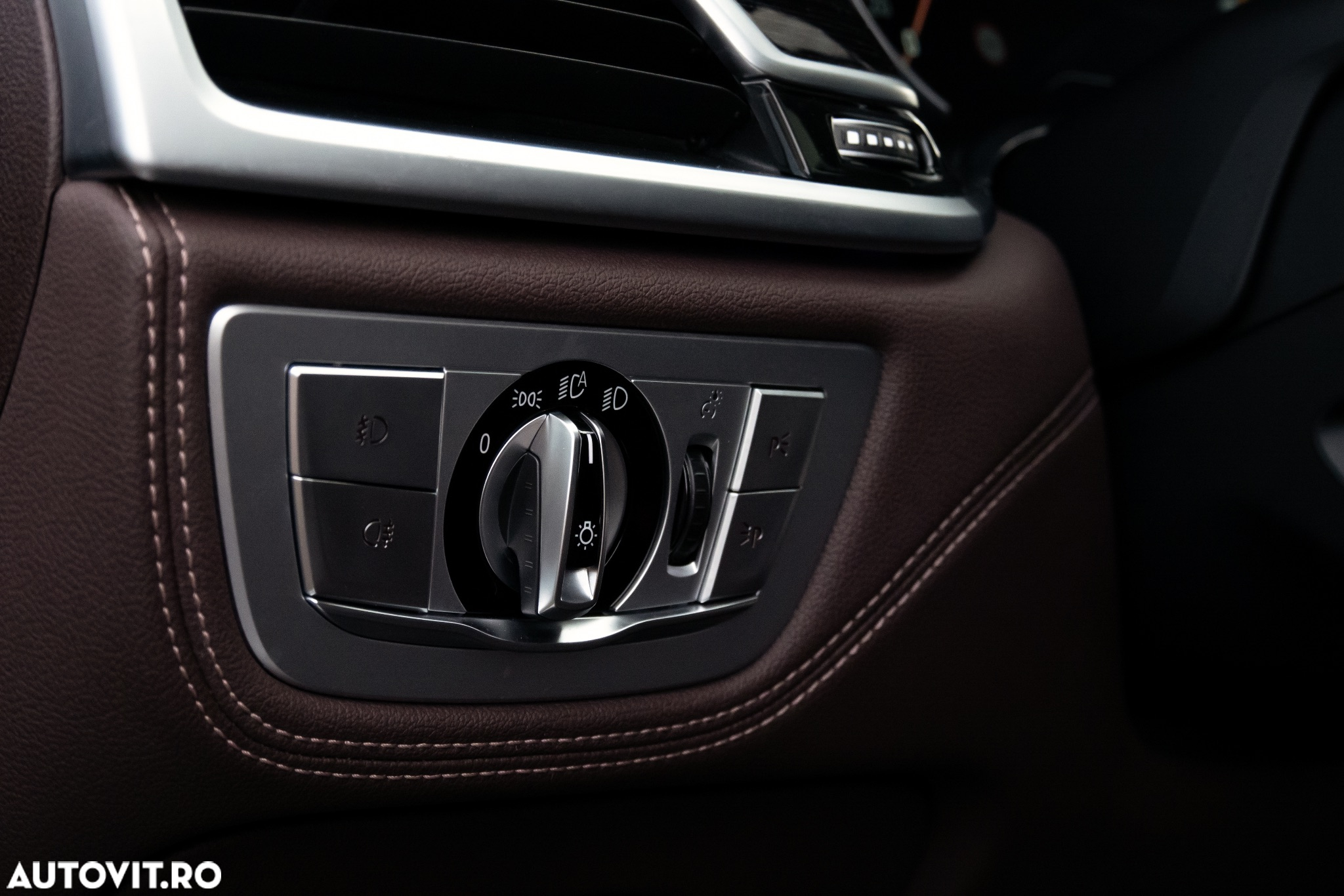 BMW Seria 7 730d xDrive - 31