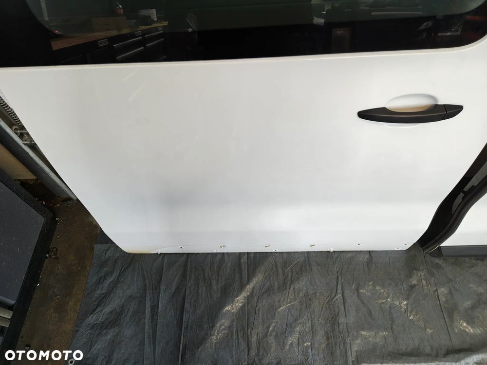 PEUGOET EXPERT JUMPY III VIVARO IV drzwi prawy bok boczne  w kolor EPR - 4