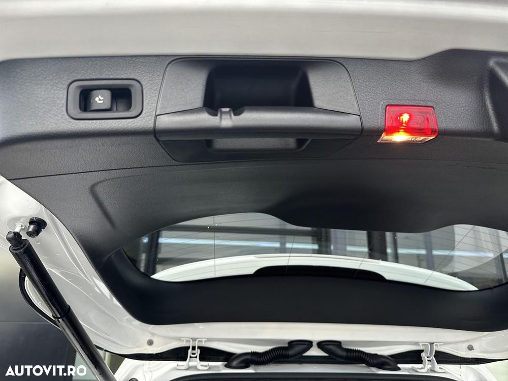 Mercedes-Benz GLB 250 4Matic 8G-DCT AMG Line - 20