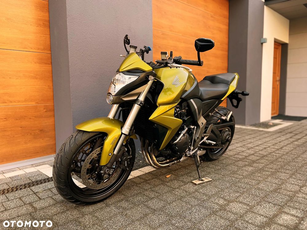 Honda CB - 4