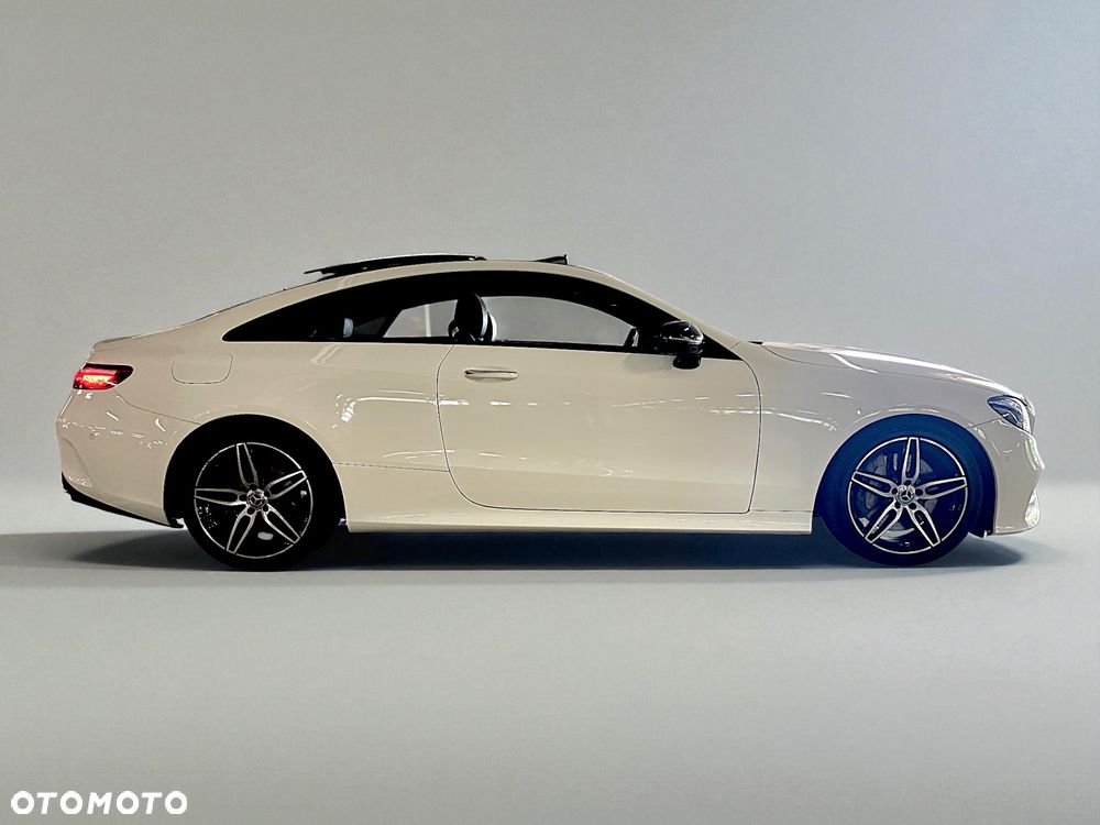 Mercedes-Benz Klasa E - 33