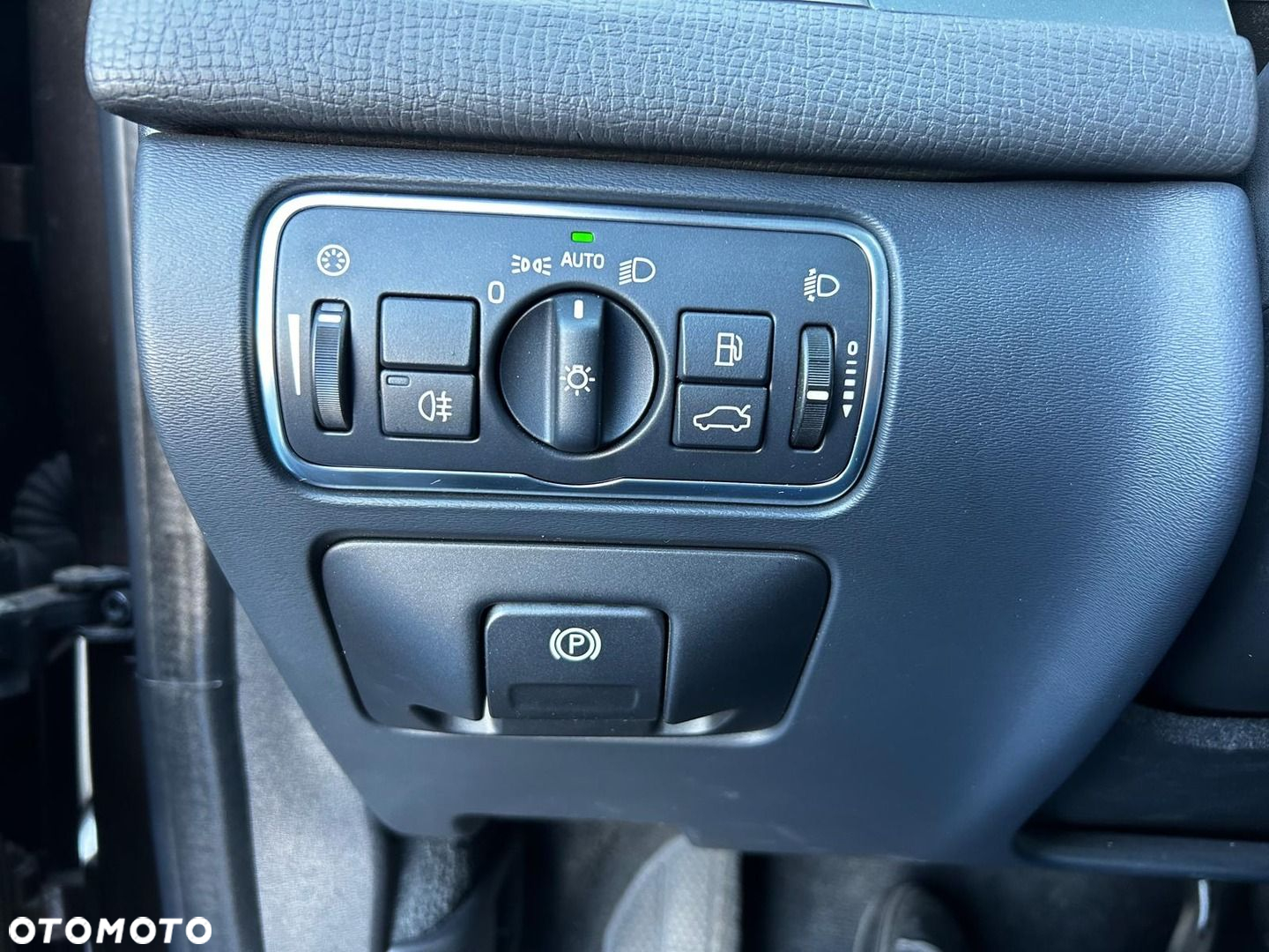 Volvo XC 60 - 22