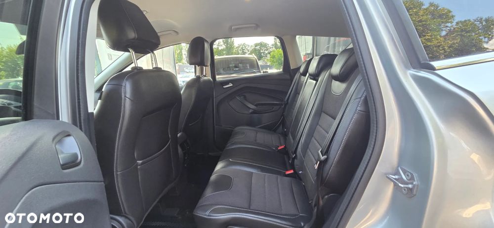 Ford Kuga 2.0 TDCi 4x4 Titanium - 29