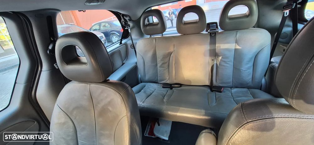 Chrysler Voyager - 6