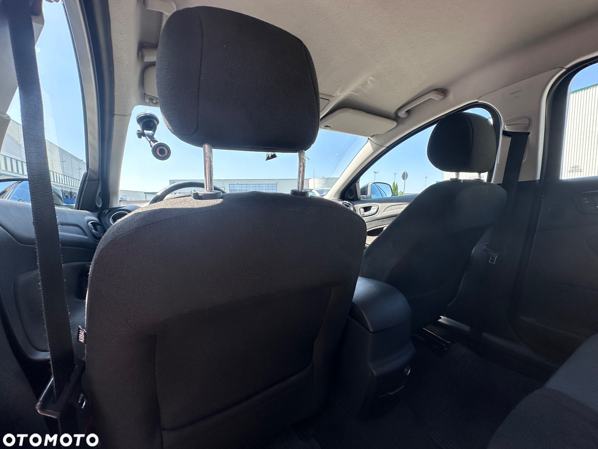 Ford Mondeo - 22