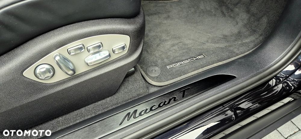 Porsche Macan T - 27