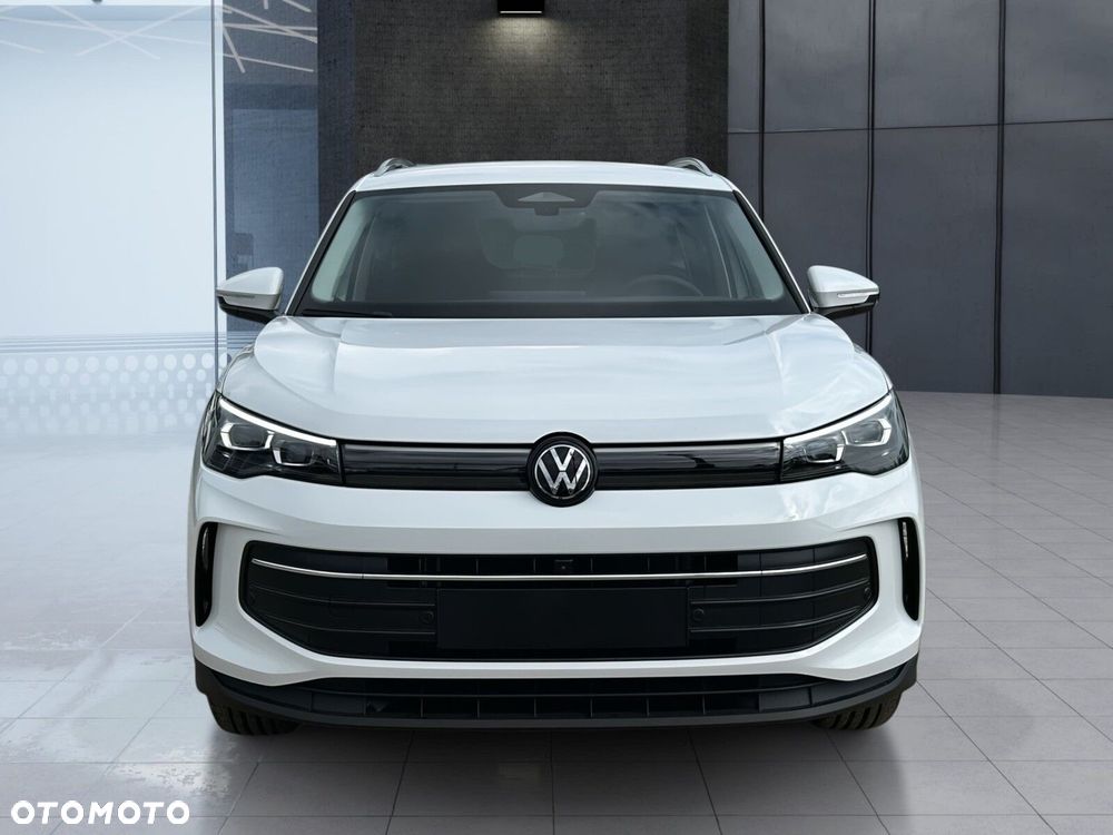 Volkswagen Tiguan - 3