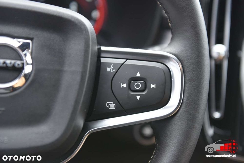 Volvo XC 40 - 33