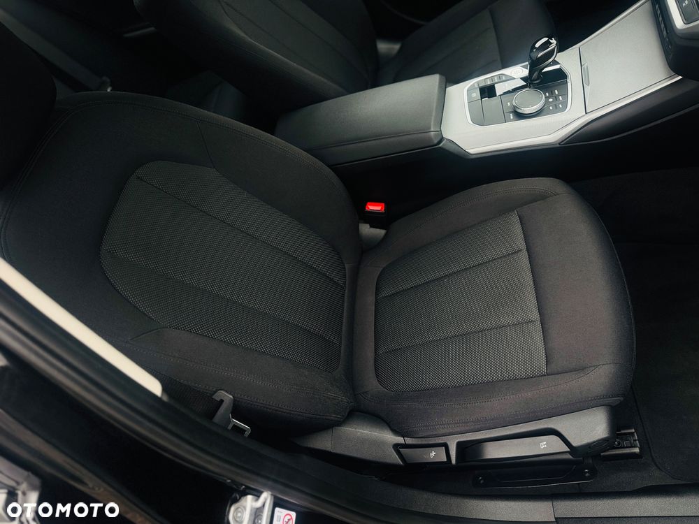 BMW Seria 3 320d Sport Line Shadow - 18