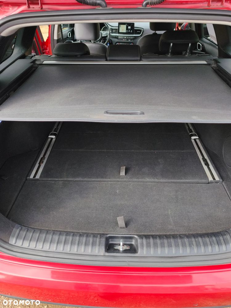 Kia Ceed 1.4 T-GDI L Business Line Plus DCT - 13