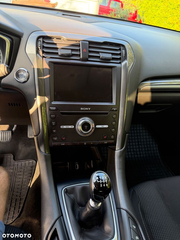 Ford Mondeo - 16