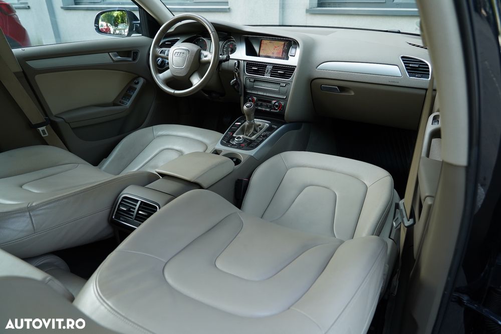 Audi A4 Avant 2.0 TDI - 8