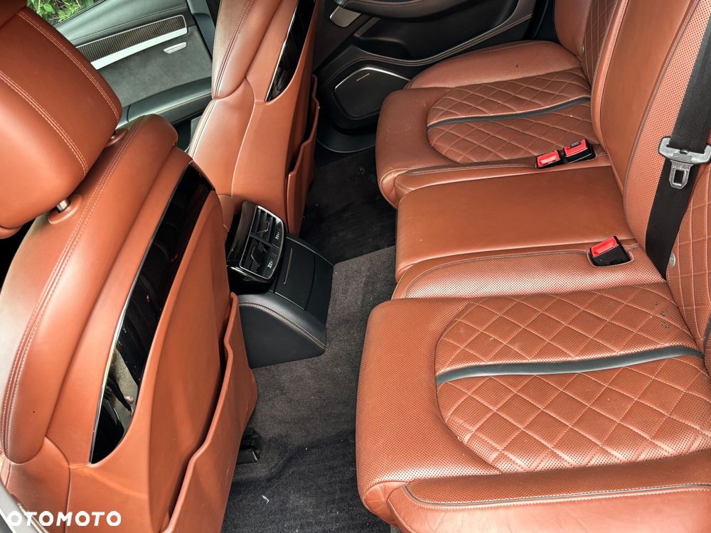 Audi S8 Plus 4.0 TFSI Quattro - 13